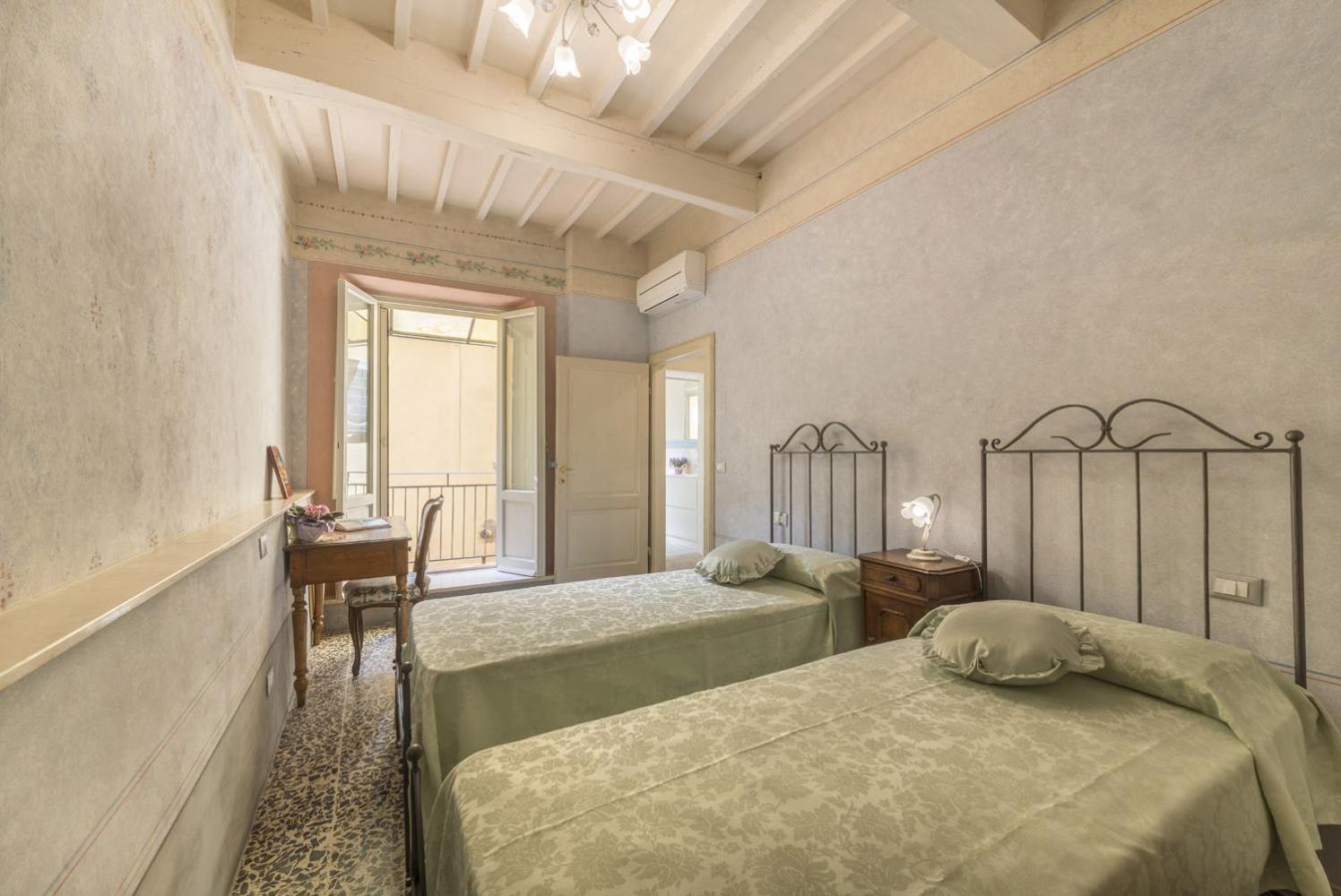 I Bei Ricordi - Historic Centre Apartment 6 Arezzo Ngoại thất bức ảnh