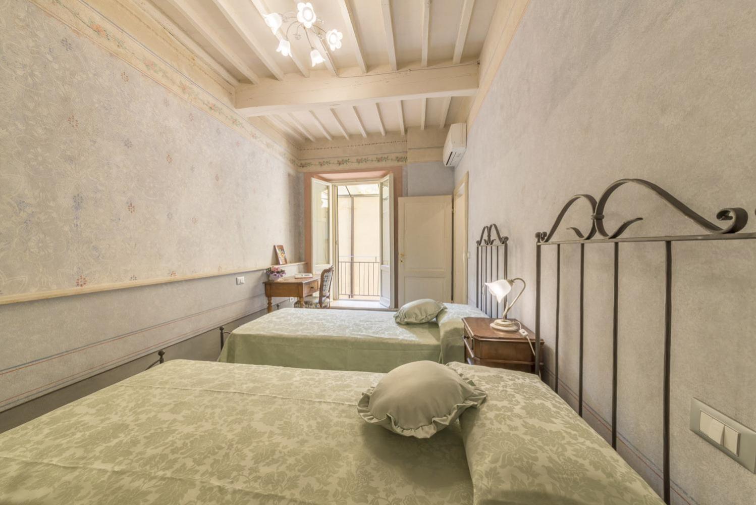 I Bei Ricordi - Historic Centre Apartment 6 Arezzo Ngoại thất bức ảnh