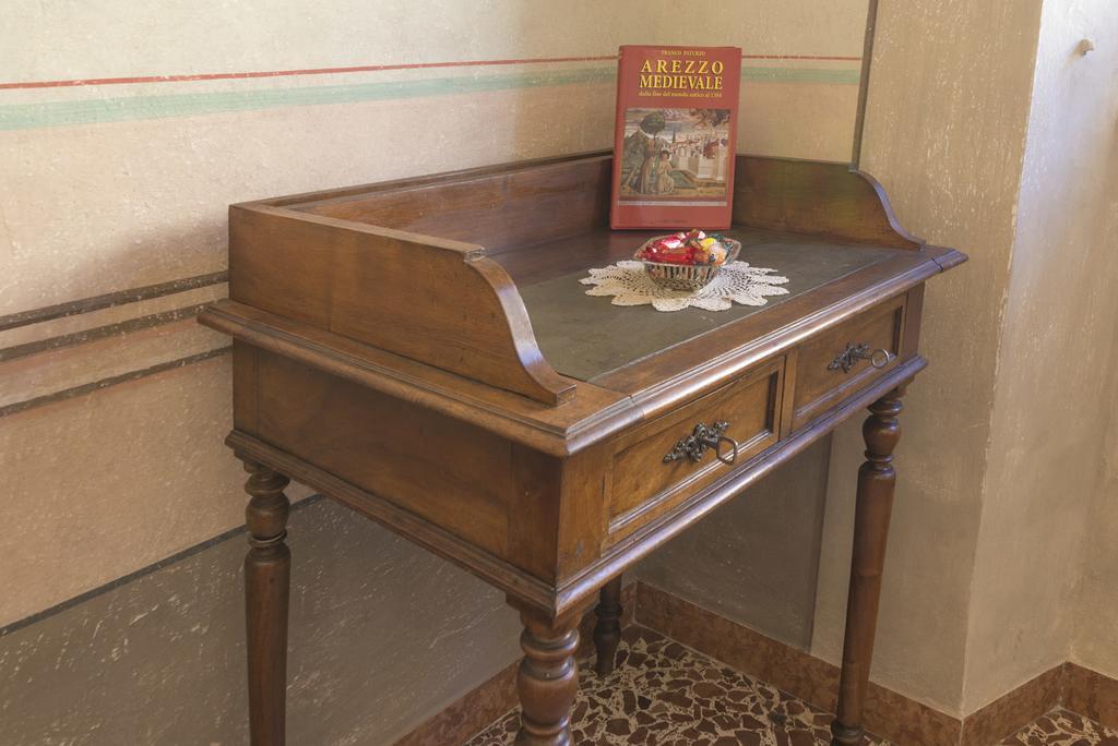 I Bei Ricordi - Historic Centre Apartment 6 Arezzo Ngoại thất bức ảnh