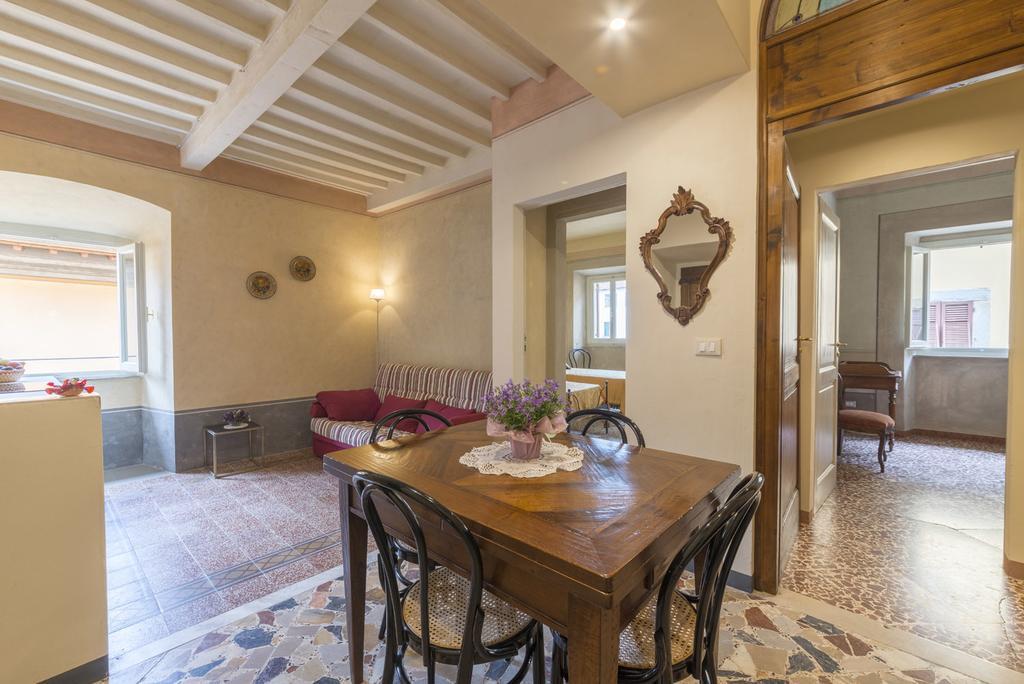 I Bei Ricordi - Historic Centre Apartment 6 Arezzo Ngoại thất bức ảnh